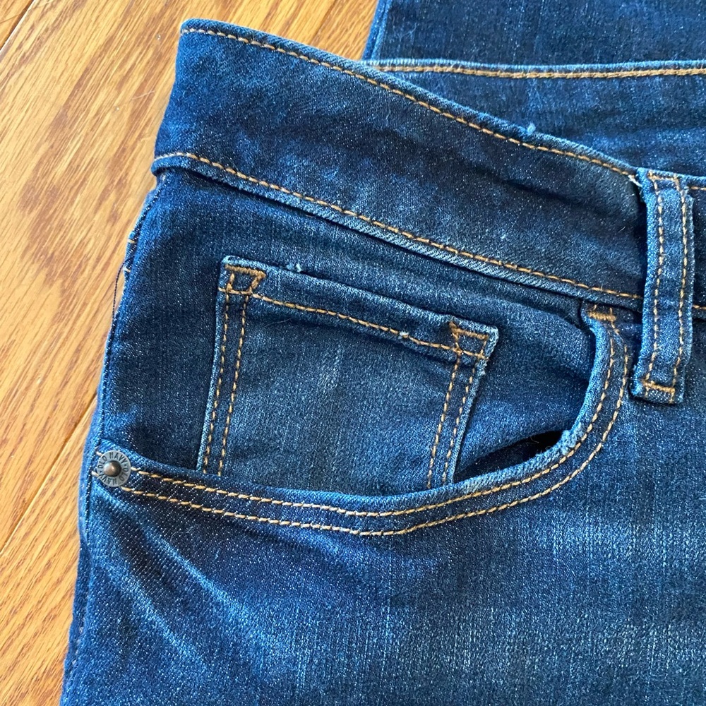 Mid-Rise Ladies Skinny Jeans - Picture 5 of 5